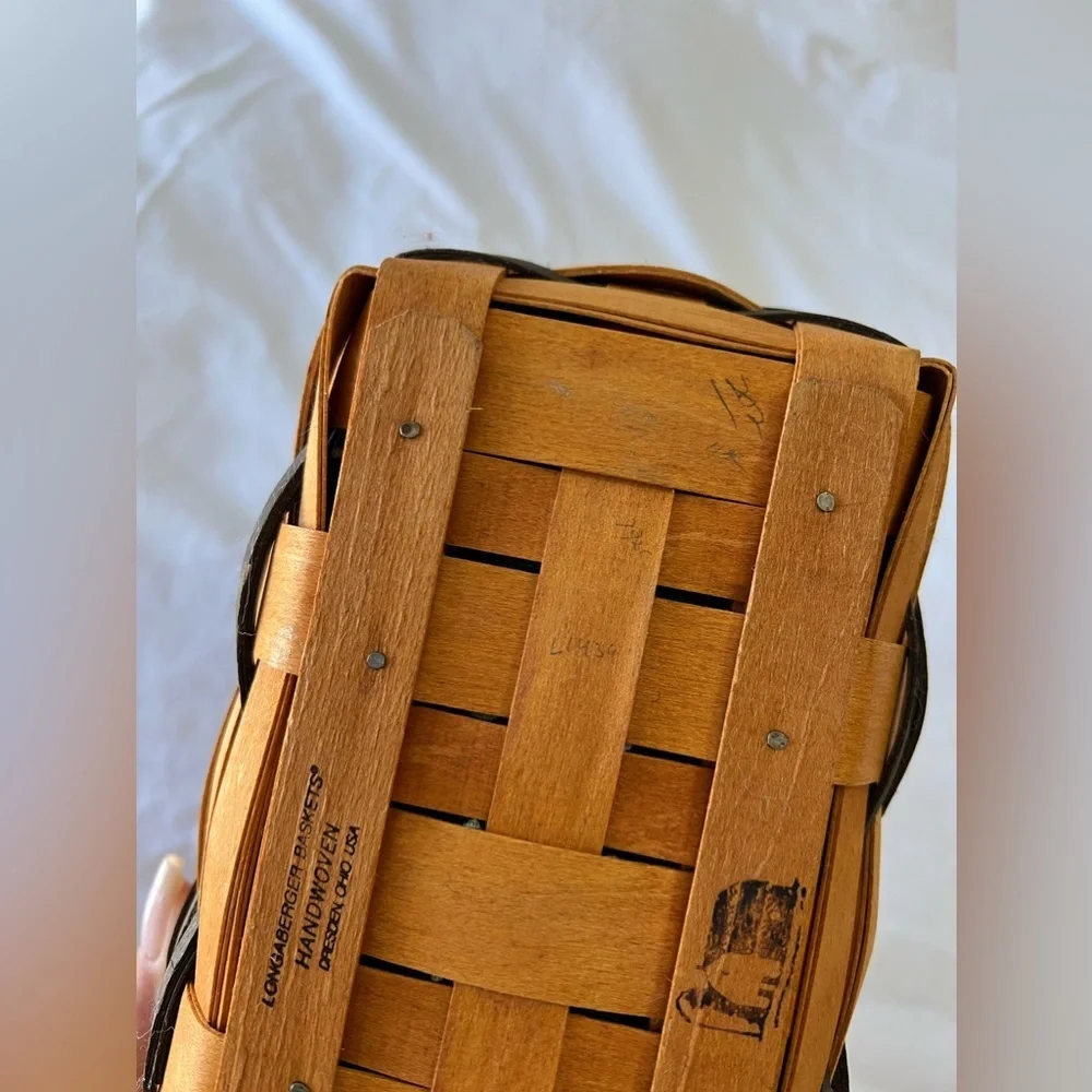 Longaberger | 1997 Heartland Berry Basket | Liner Protector Small Chore | EUC